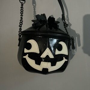 Mad Engine sparkly black jack-o’-lantern crossbody bag NEW Halloween viral